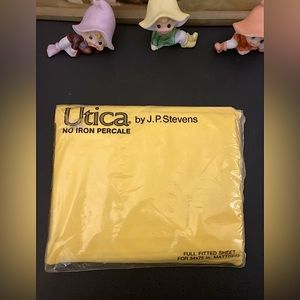 Vintage Utica Full Fitted Sheet in a sunflower yellow